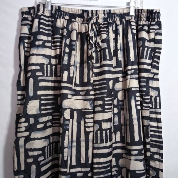 Rebdolls Fully Committed Abstract Drawstring Wide Leg W. Pockets Plus Size 2X - Picture 4 of 8